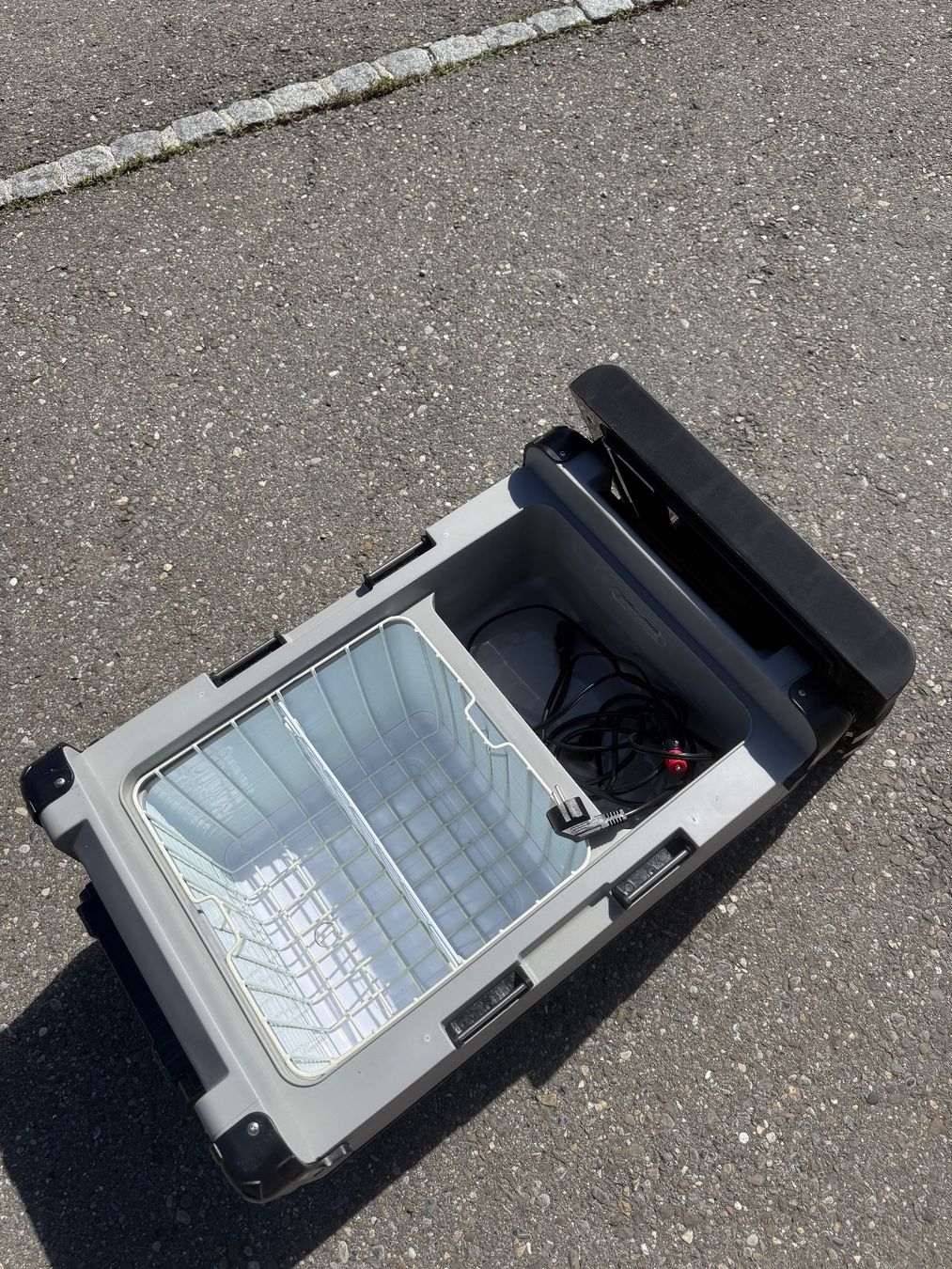 Outwell Frigoriferi & Refrigeratori: Outwell Kompressor Kühlbox, Deep Cool 50L – Usato da Auenstein venduto da moin. 4