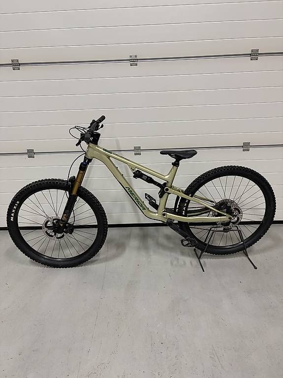 Vélos: Merida Mountainbike fully – D'occasion à Altstätten SG par Zero10 1