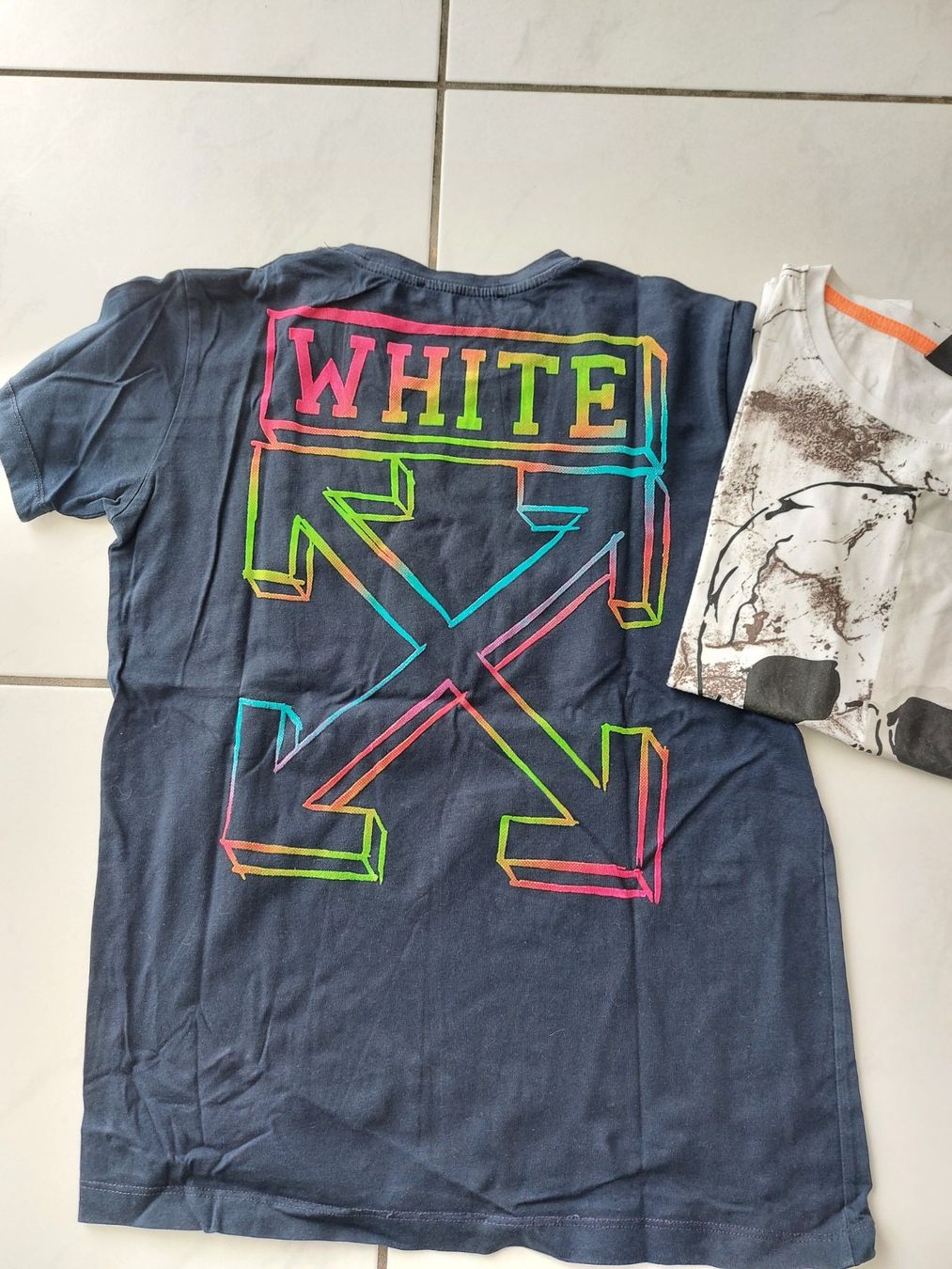 Lotti & Set di vestiti: T-Shirts Gr. 146 – Usato da Siebnen venduto da Rowiron 1