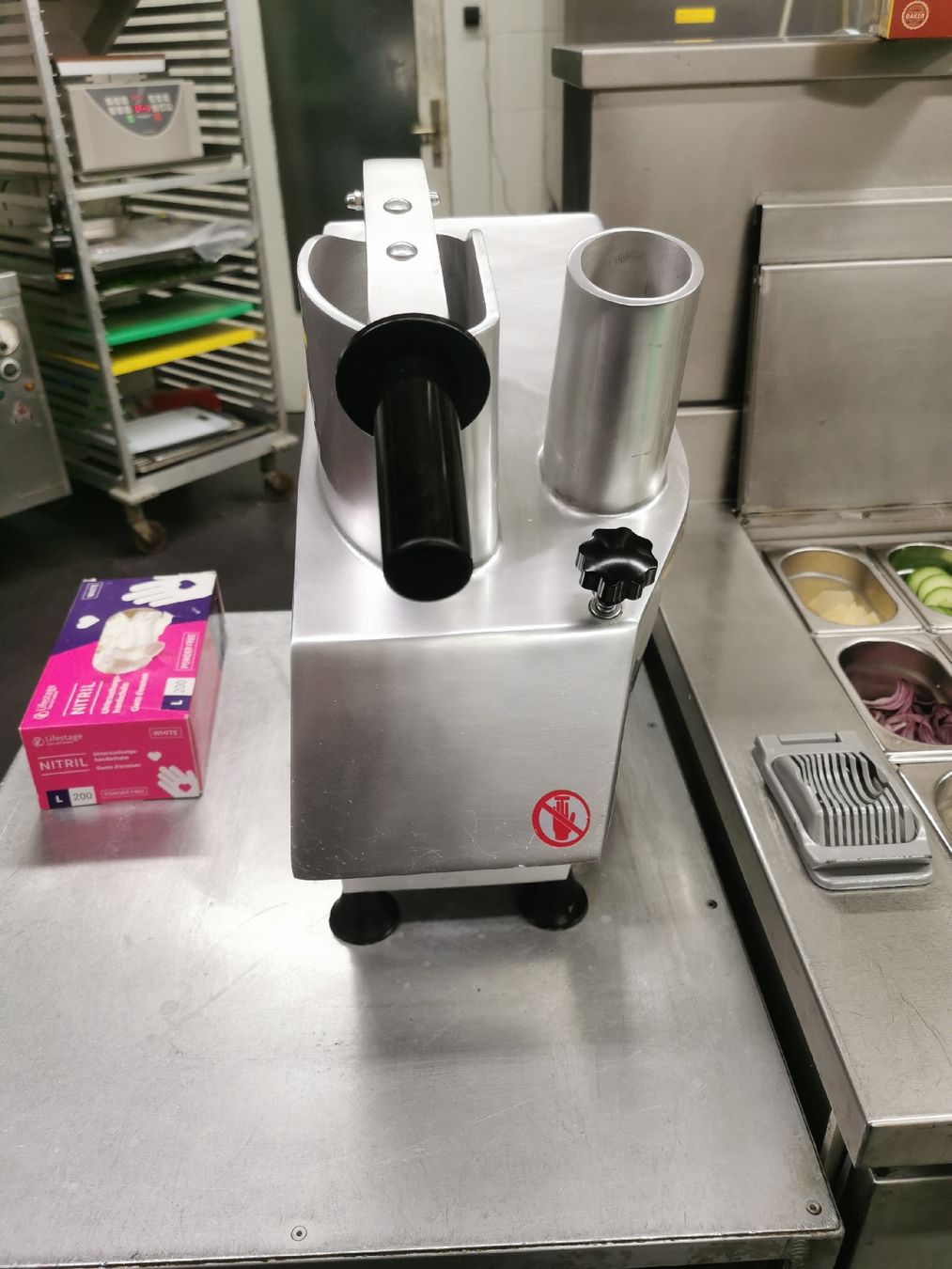 Elettrodomestici da cucina: Gemüseschneider Maschine 550 W – Usato da Zürich venduto da Edy82