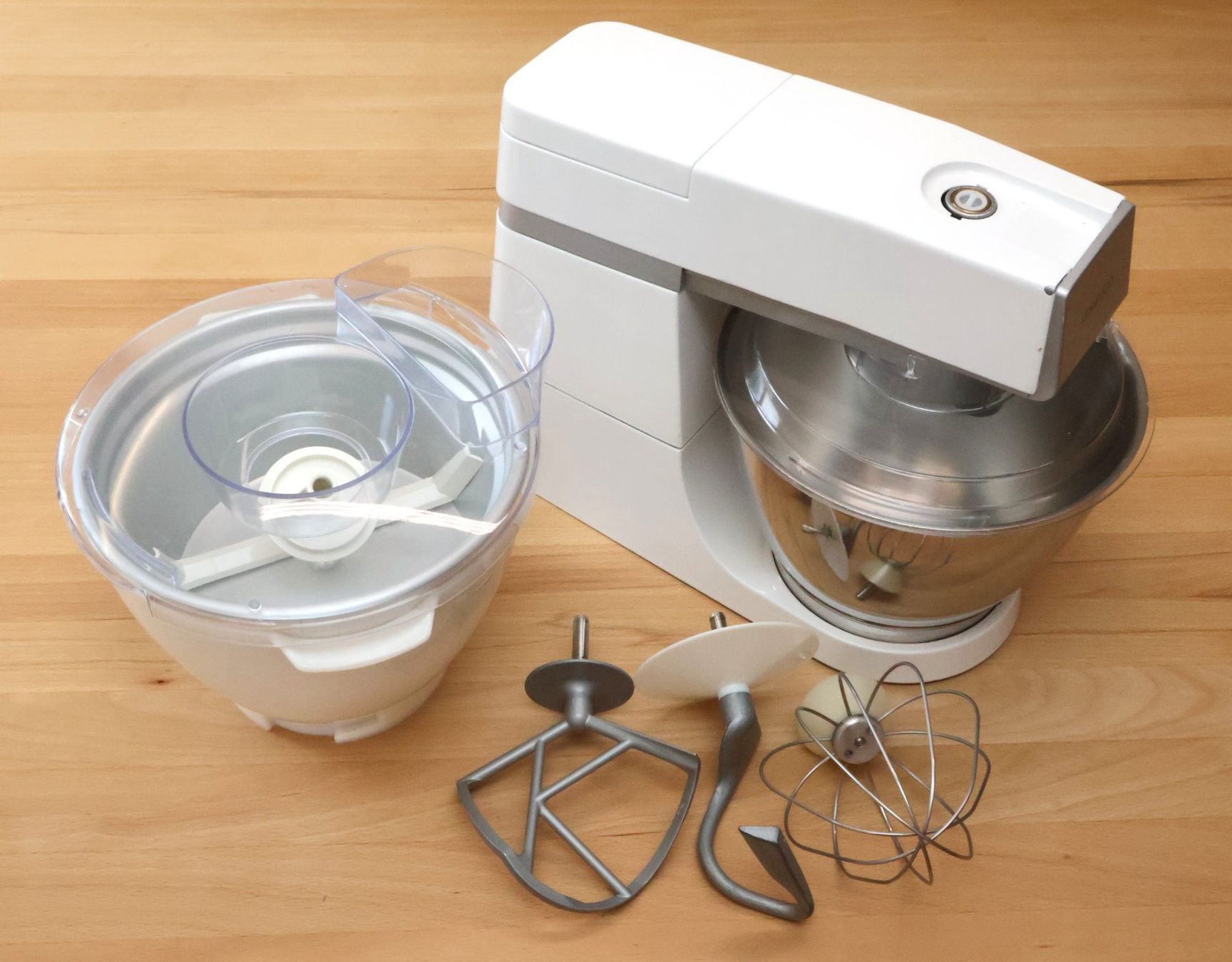 Kenwood Elettrodomestici da cucina: Kenwood Chef Classic mit Glacegerät – Usato da Zürich venduto da Fotograf73