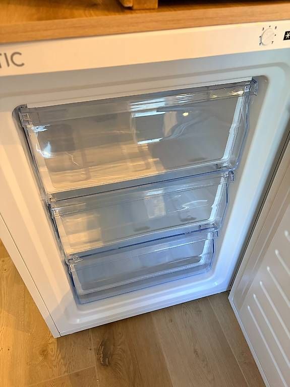 Gefrierschrank: NOVAMATIC TF98 Tischgefrierschrank – Gebraucht aus Basel von clh_9vqv 1