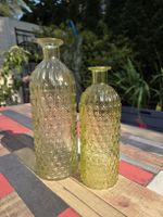 Mid-Century Look: Glas-Vasen / Flaschen Gelb mit Wabenmuster