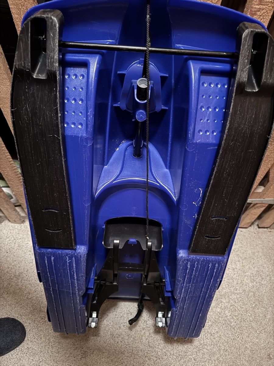 Schlitteln: 2 AlpenGaudi Kinderbob rot / blau – Gebraucht aus Nussbaumen AG von DonPischi 5