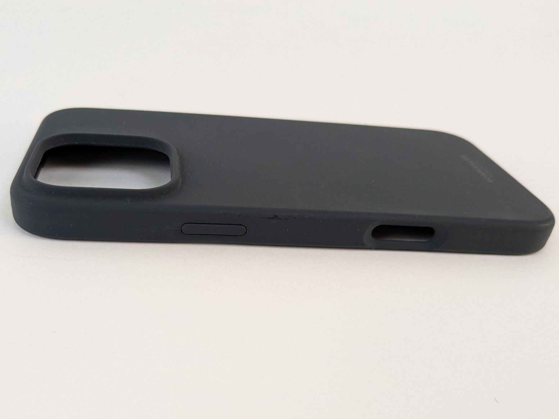 Cover & Protezioni schermo: VONMÄHLEN Soft Silicone Case iPhone 16 Pro Max – Nuovo (secondo la descrizione) da Dintikon venduto da Restwert_Dintikon 3