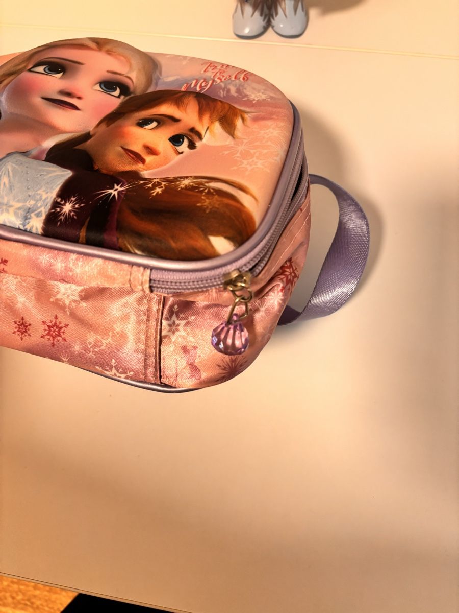 Disney Giocattoli: Frozen Elsa Puppe & Lunchbox - Das perfekte Geschenk! – Nuovo (secondo la descrizione) da Steffisburg venduto da TelmaG 6