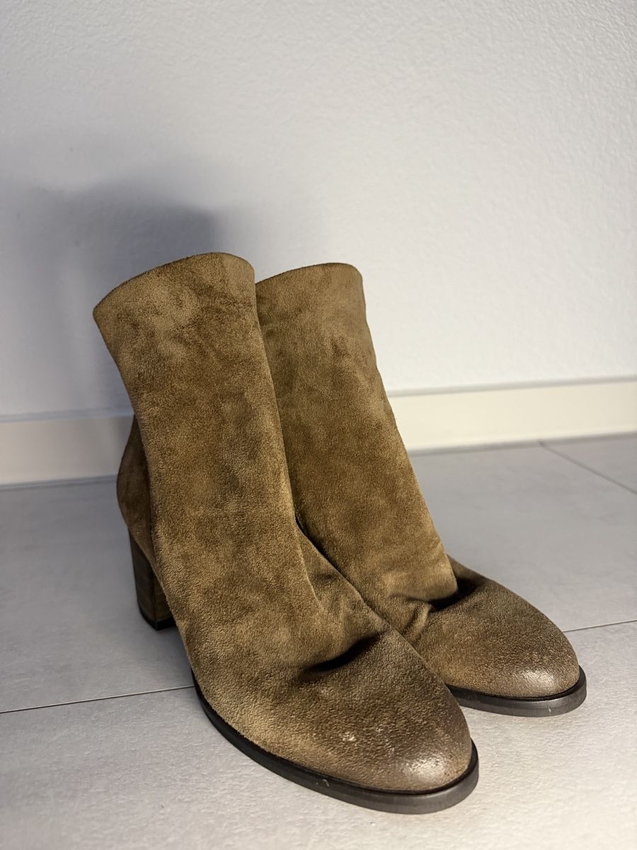Chaussures femmes: Braune Leder Stiefeletten mit Absatz – Neuf (Voir description) à Rorschach par Tara234 3