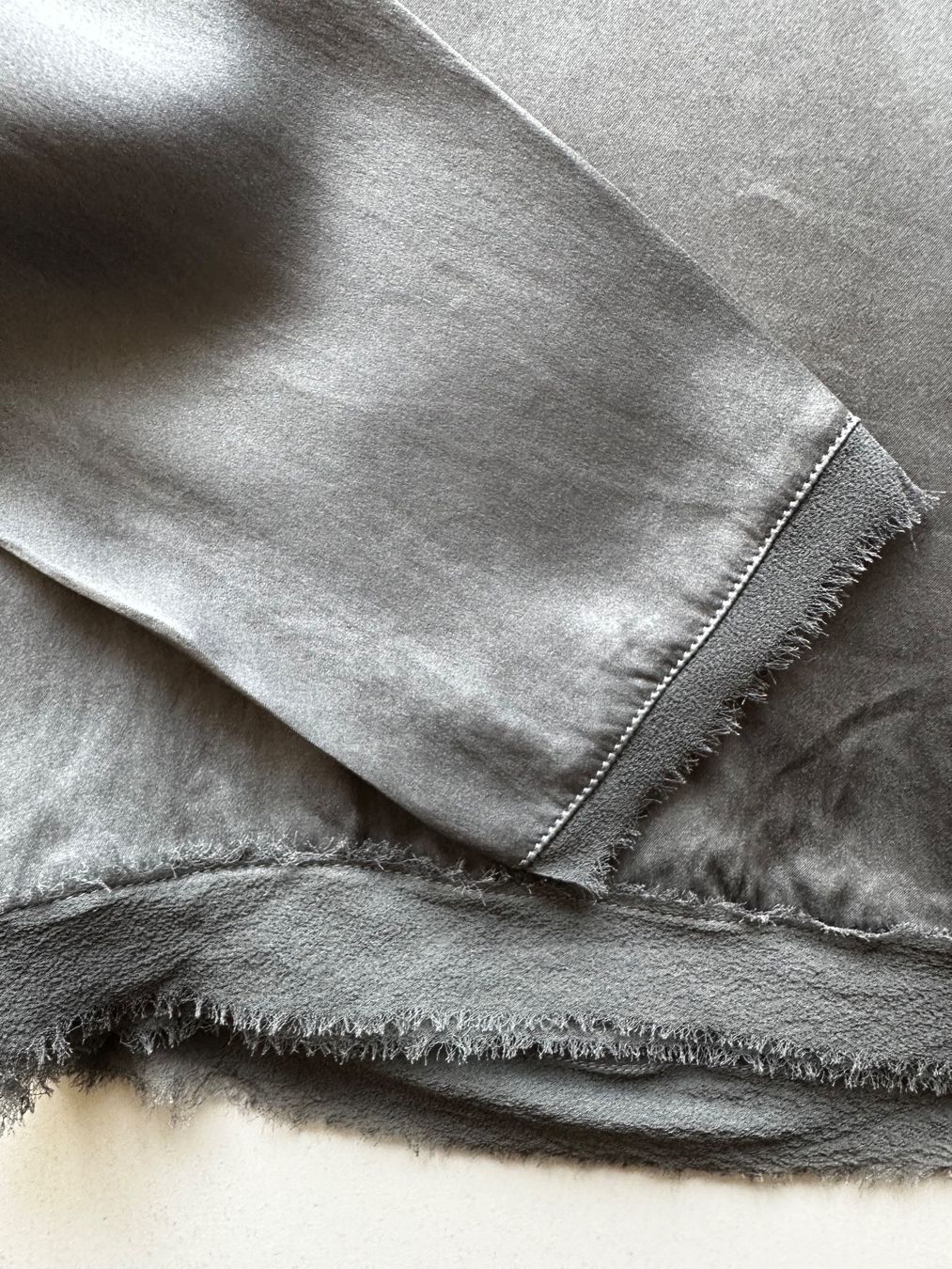 Blusen: Louis and me Seidenbluse Damen – Gebraucht aus Liestal von Ballybs 5