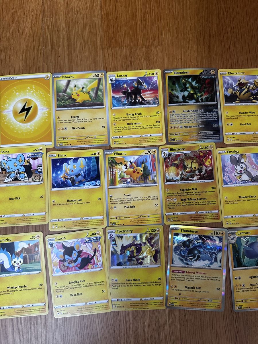 Pokémon Carte collezionabili: Pokémon Karten Pikatch Blitz – Nuovo (secondo la descrizione) da Bern venduto da fab_psv9 1