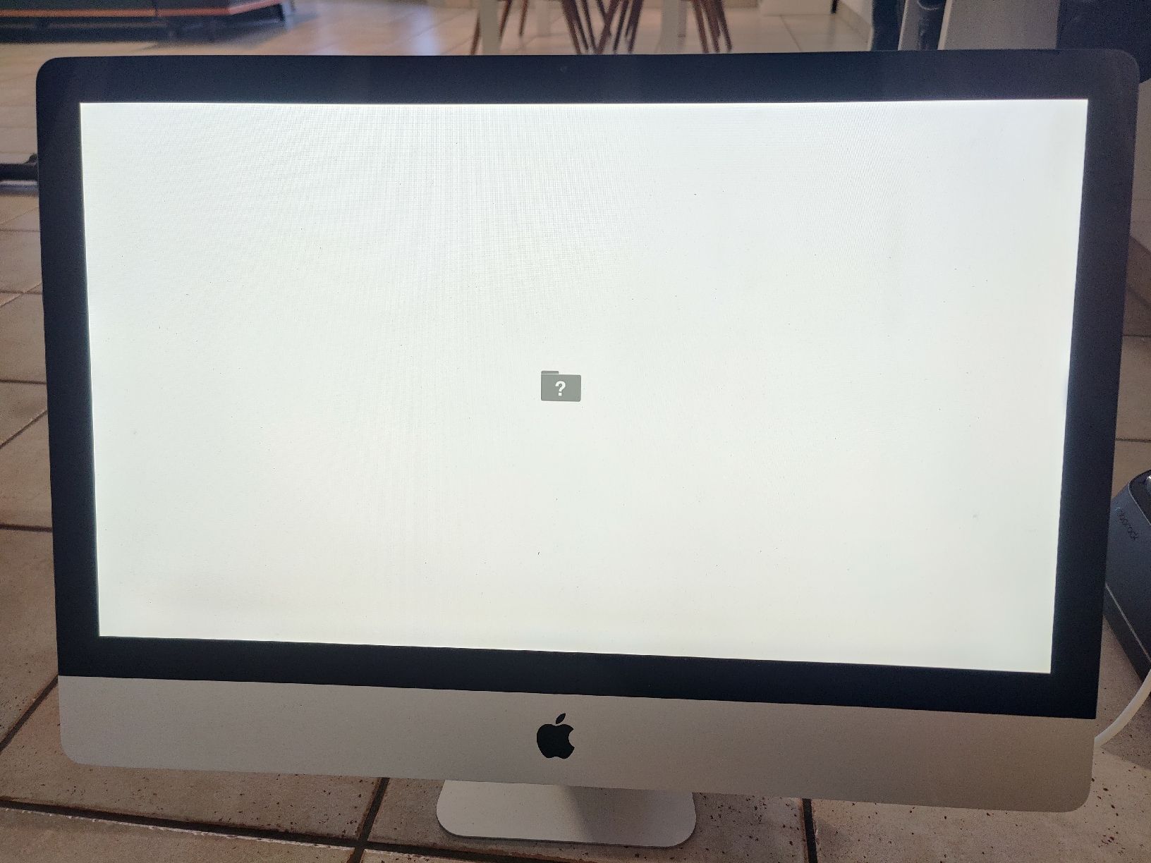 Apple PC: Apple iMac A1312 27" 2011 – Usato da Siggenthal Station venduto da meefree8