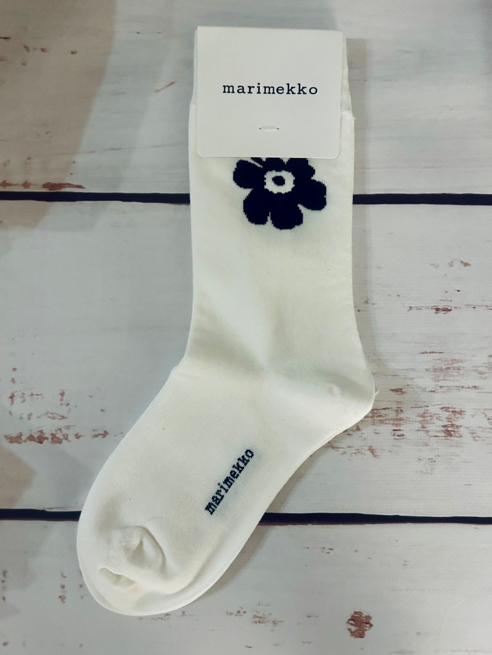 Socken: Socks with pop-up print flower Marimekko – Neu und originalverpackt aus Zürich von Ferienan 2