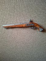 als Dekoration Holz Metall verzierte