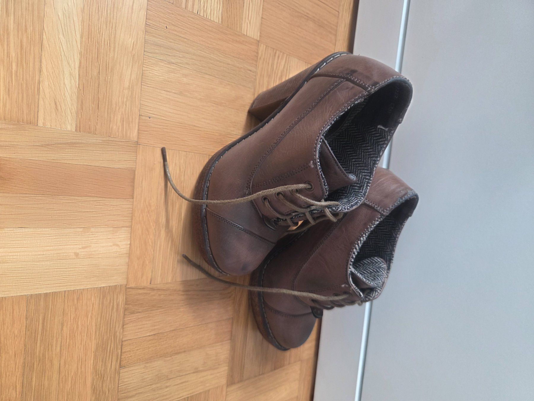Scarpe da donna: Braune Bummschuhe mit Absatz, Grösse 35 – Usato da Regensdorf venduto da sar_895z 1