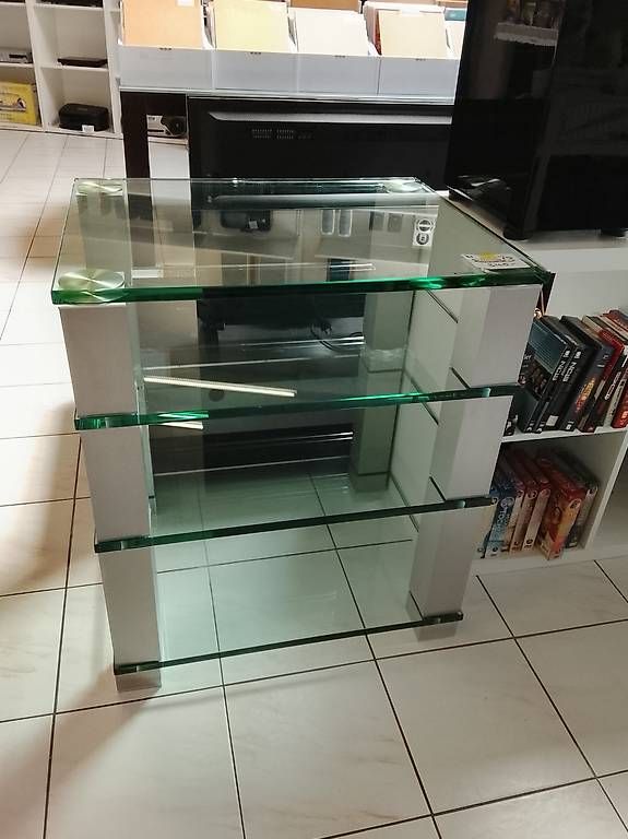 Spectral Wandhalterungen: Hifi-Rack mit Glas Spectral – Gebraucht aus Neuhausen am Rheinfall von galleria13