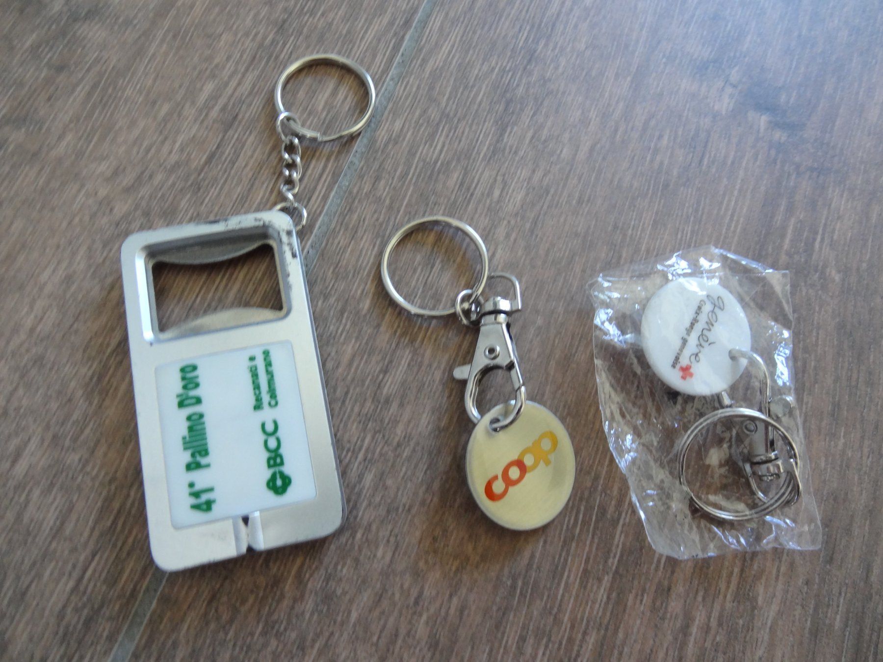 Portachiavi: Lot de 3 Porte-clés publicitaires divers – Usato da Satigny venduto da salvatore73 1