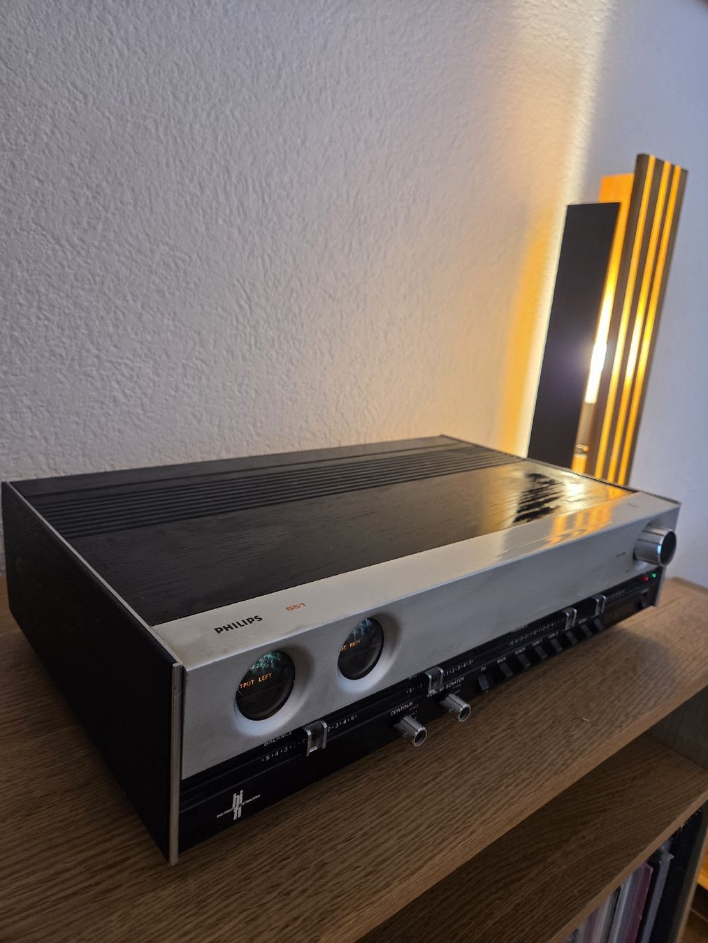 Philips Verstärker: Pré-amplificateurvPhilips 551 tropicalisé – Gebraucht aus Froideville von jojo1860 2