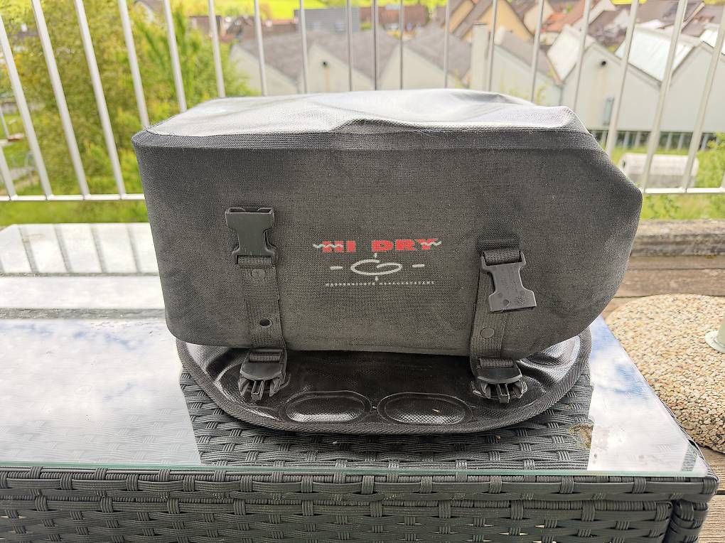 Zaini: Motorrad Tankrucksack magnetisch – Usato da Ormalingen venduto da saexevierzig