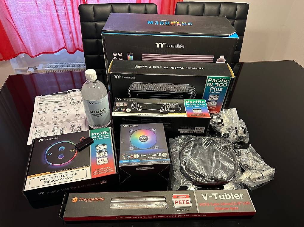 Componenti elettronici: Thermaltake Pacific M360 Plus DIY Liquid coo – Usato da Ostermundigen venduto da joh_p2q7 2