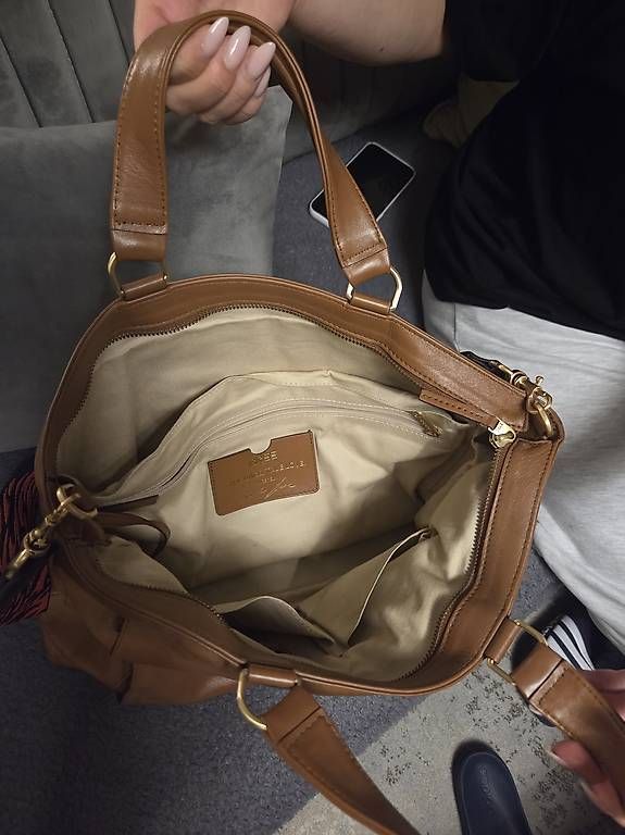Borse da donna: Neue braune Moderne Tasche – Usato da Lausen venduto da fat_y8r6 1