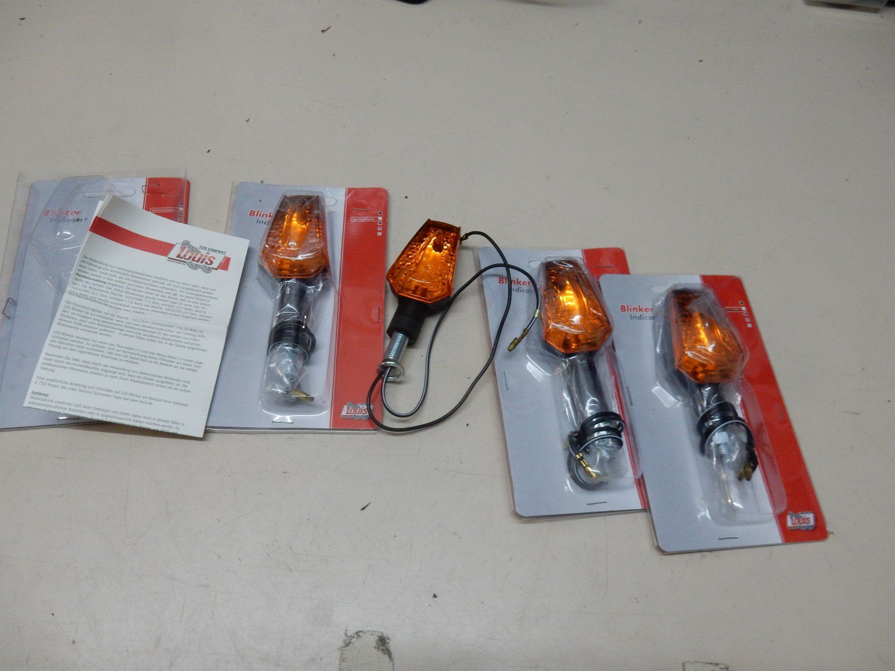 Toutes les pièces détachées moto: Motorradblinker Neu 4 Stk. – Neuf avec emballage d'origine à Watt par Mariposa49 2