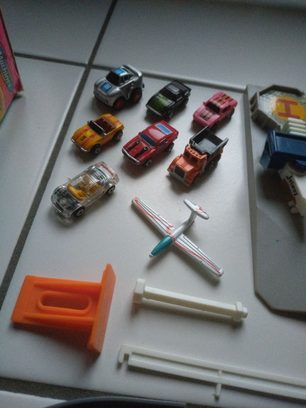 Micro Machines Giocattoli: Micro Machines Aéroport Hiways and Byways – Usato da Farvagny-le-Grand venduto da LaCaverne 2