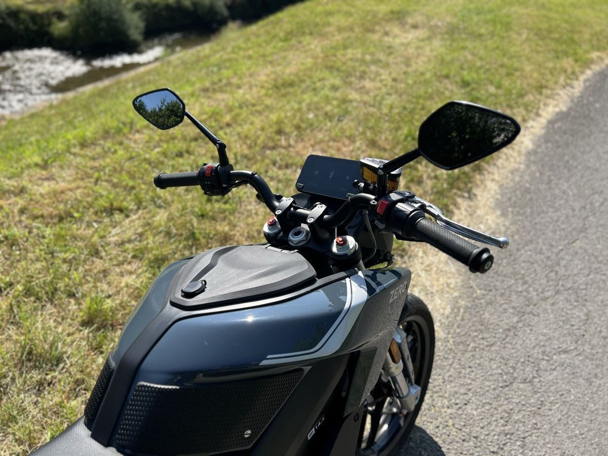 Zero Motorcycles Strada: Zero S ZF 14.4 – Usato da Arth venduto da Tanos 8