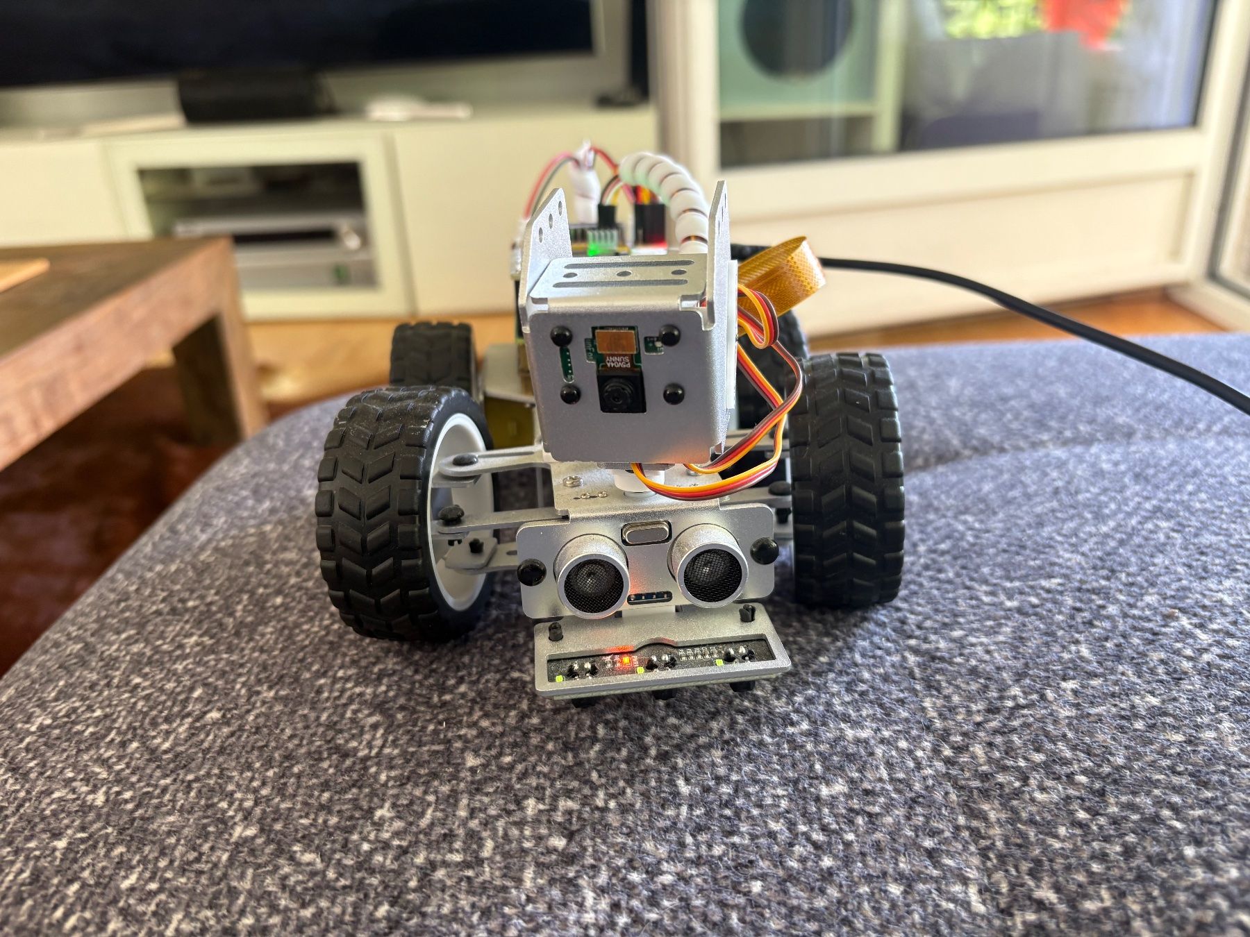 Raspberry Pi PC: SunFounder PiCar-X KI-Roboterauto mit Raspberry Pi 5 8 GB – Nuovo (secondo la descrizione) da Dübendorf venduto da rogcol 1