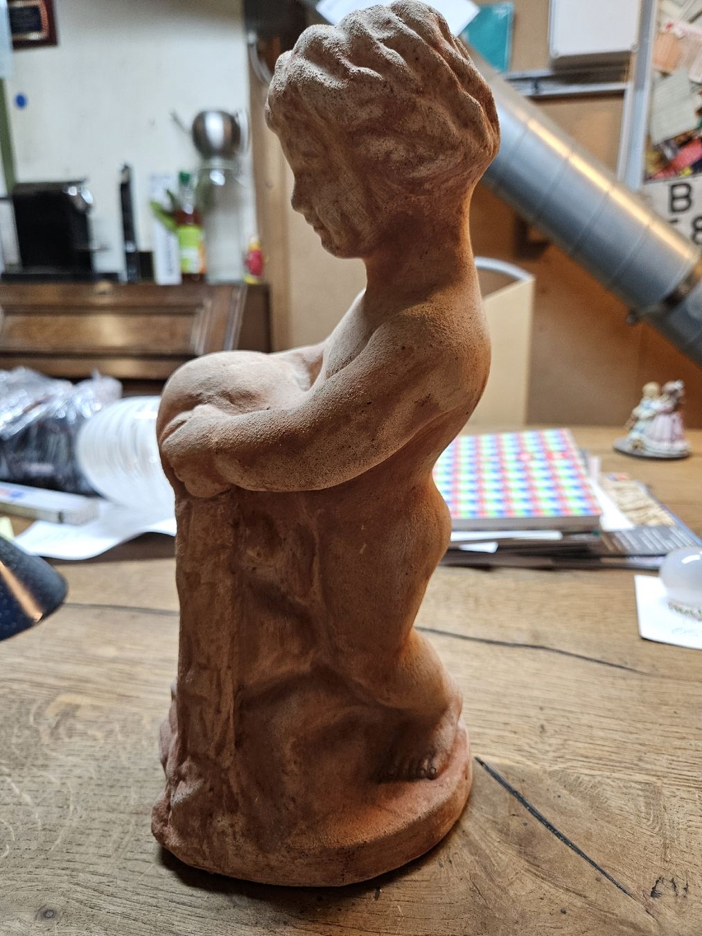 Figuren: Terrakotta Figur Putto mit Krug (D) – Gebraucht aus Rorschach von TimelessTrading 3
