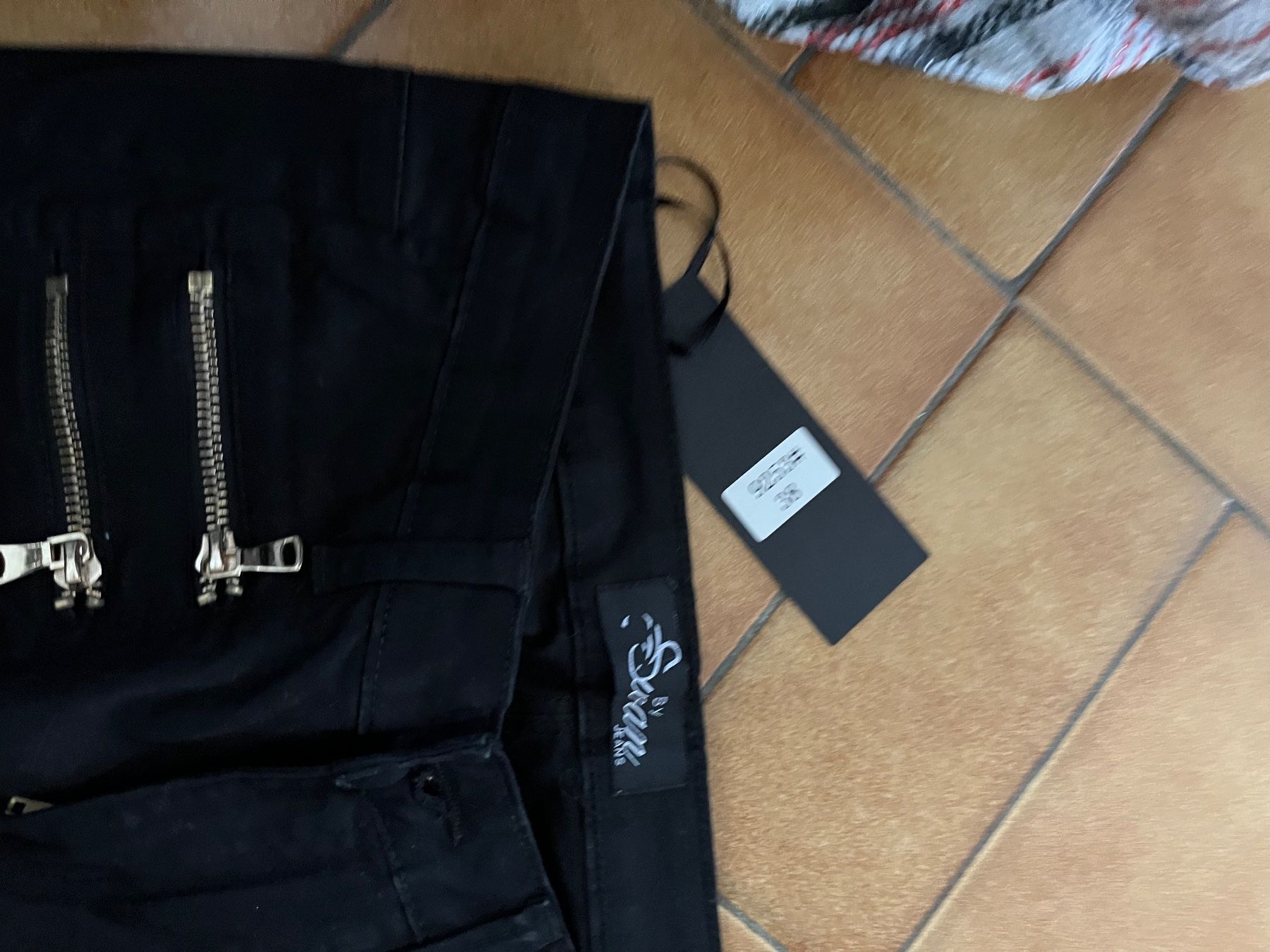 Jeans: Lot 3 jeans Taille 38 maman – Gebraucht aus Veyrier von kimedovapa 2