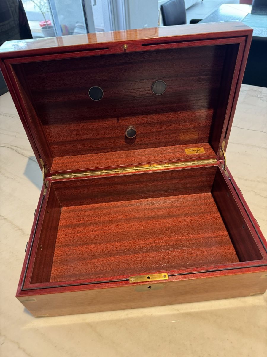 Davidoff Humidore: Humidor Davidoff Marine mit orig. Schere – Gebraucht aus Safenwil von Corahund 5