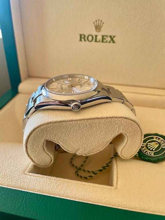 Rolex Orologi: Rolex Oyster Perpetual 41 silver – Nuovo e nell'imballaggio originale da Zürich venduto da yux_zt7p 4