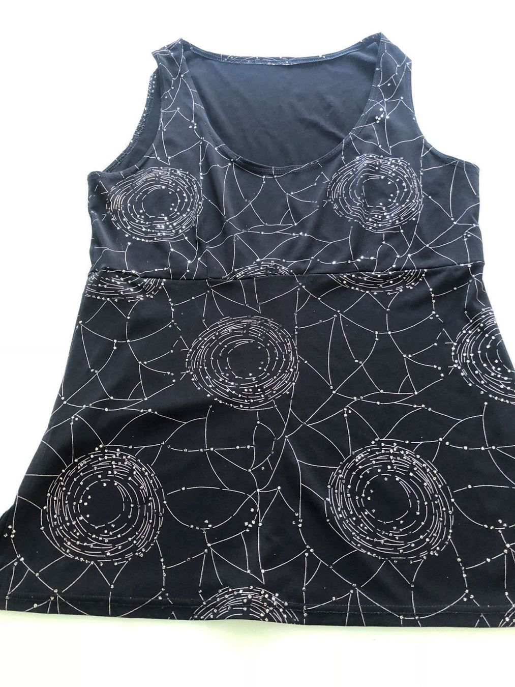 Top: Damen top  XL – Nuovo (secondo la descrizione) da Adliswil venduto da Jessik0 3