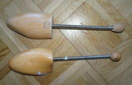 Forme à chaussures tailles 39-42 et 43-44