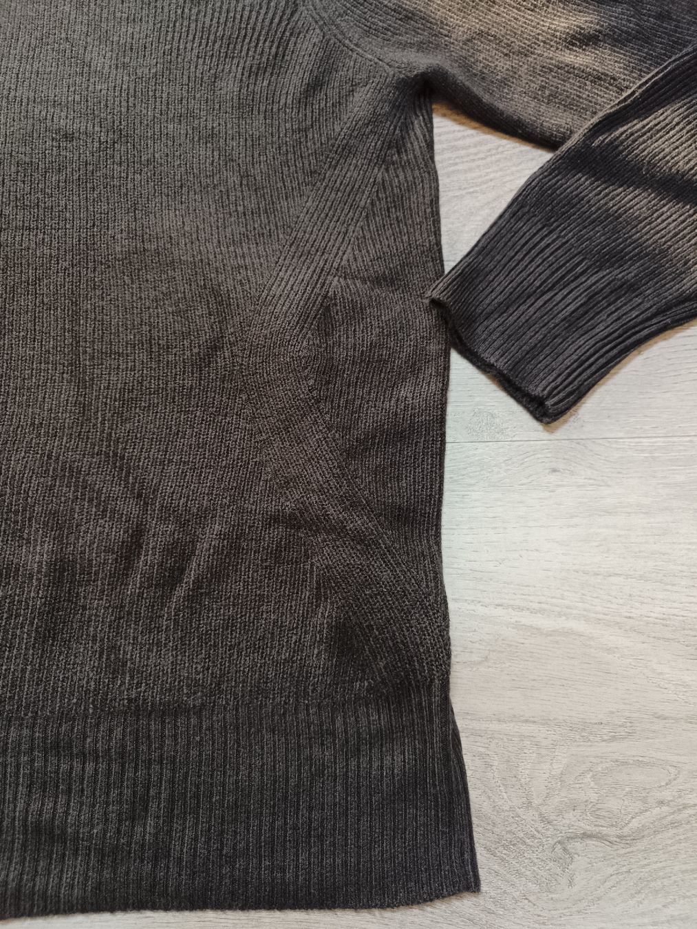 Maglioni & Felpe: Rollkragenpullover XL  neu – Nuovo (secondo la descrizione) da Bätterkinden venduto da Elefantenzoo 1
