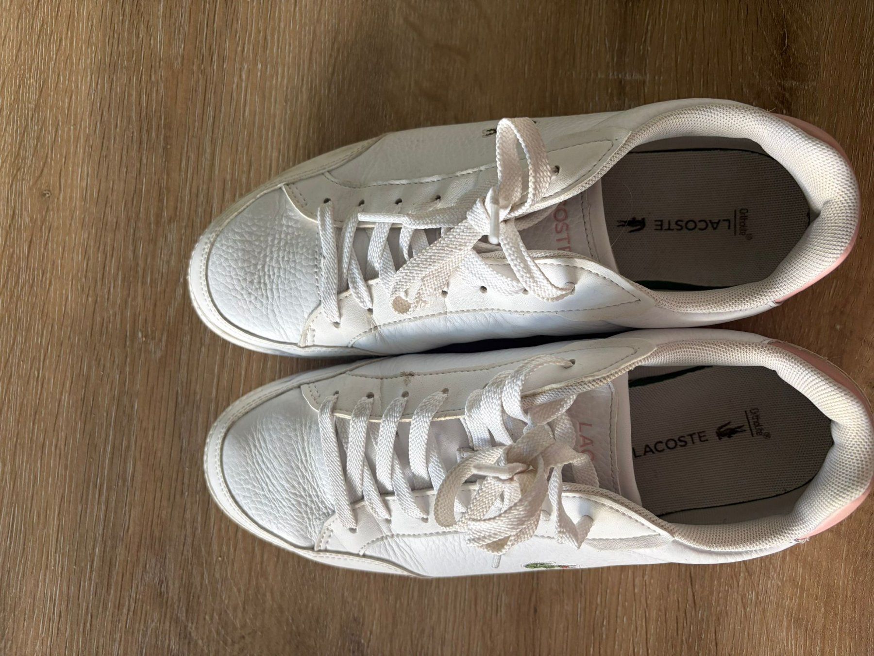 Lacoste Scarpe da donna: Lacoste Sneaker Weiss, Gr. 40, Damen – Usato da Bätterkinden venduto da Wymon 1