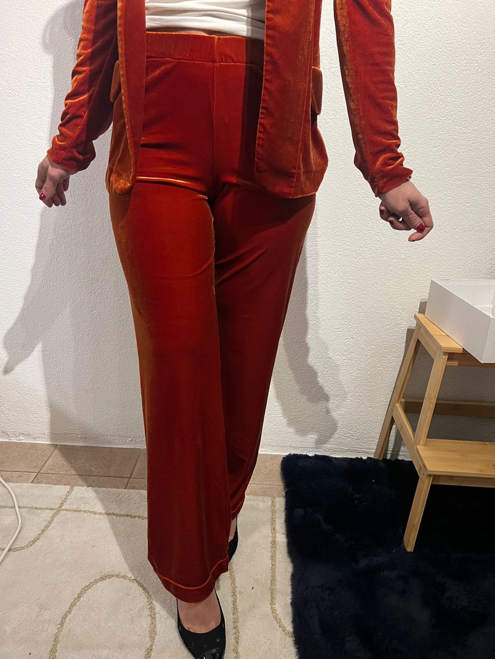 Completi & Tailleur: Ensemble en velours orange – Usato da St-Pierre-Clages venduto da ste_xk6p 6