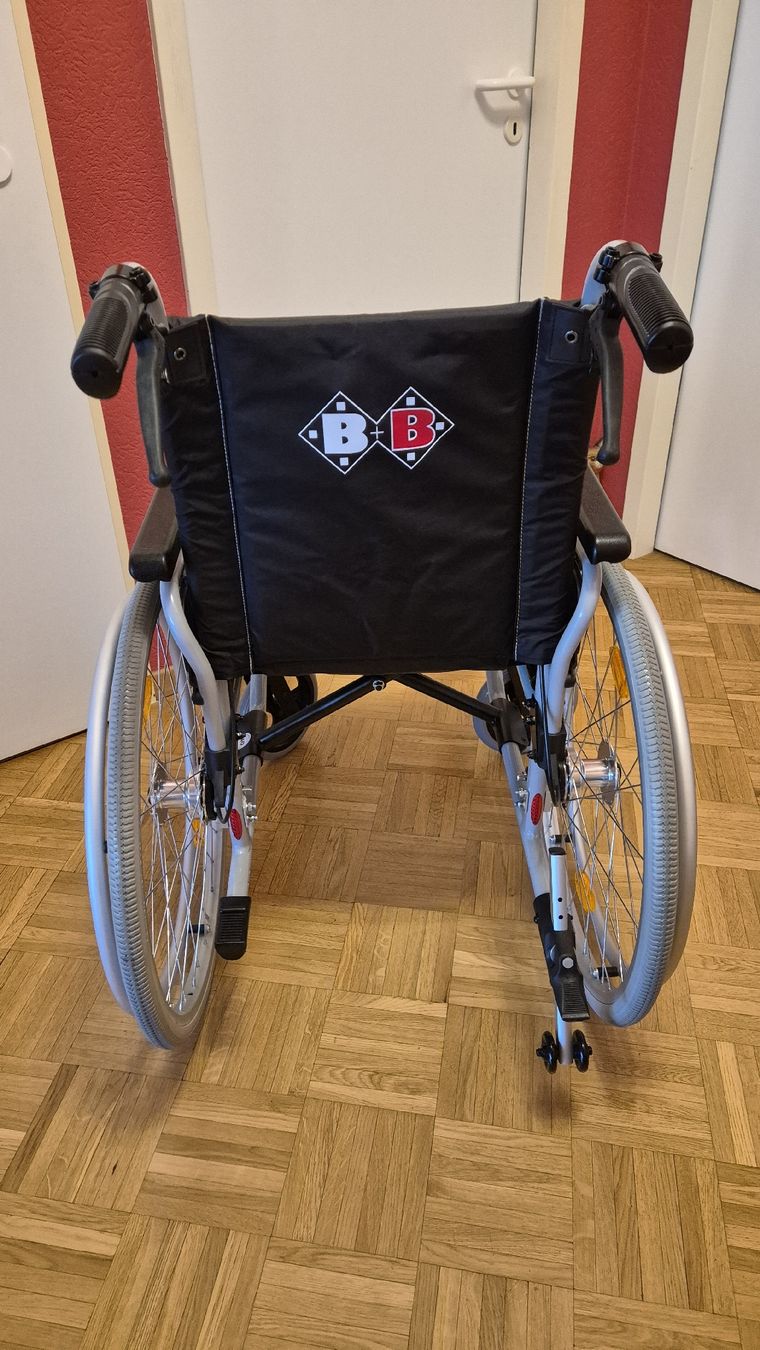 Sedie a rotelle: Fauteuil roulant B+B Pyro Start Plus - Comme neuf – Usato da bernex venduto da evagabor 2