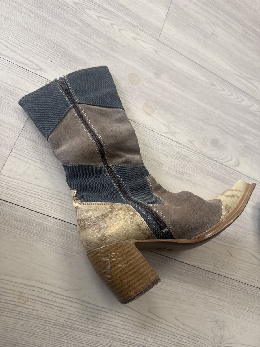 Scarpe da donna: Bottes vintage style santiags – Usato da Lausanne venduto da Mode_350 4