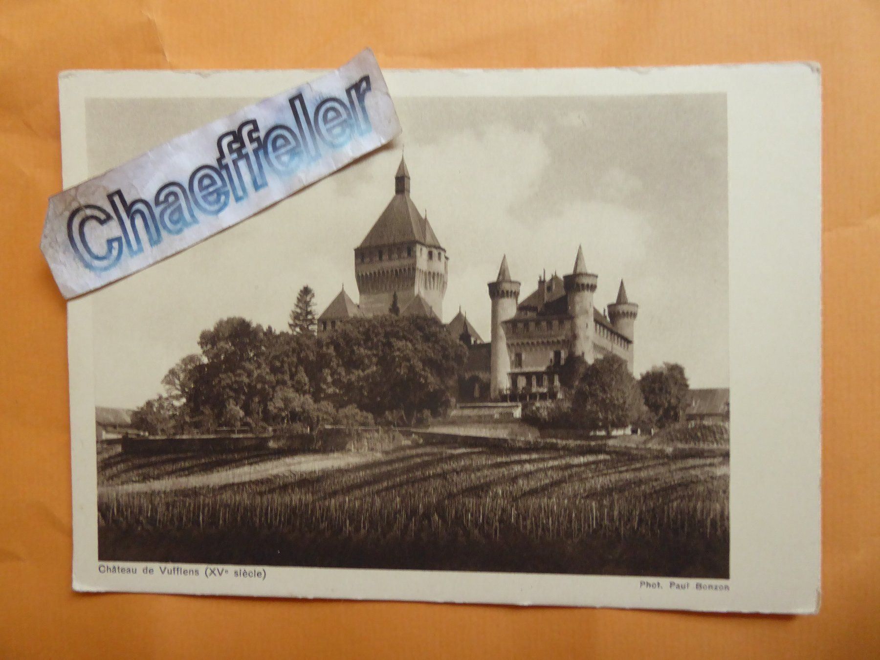 Cartoline postali: Chateau de Vufflens (XV e siècle) – Usato da Zürich venduto da Chaeffeler