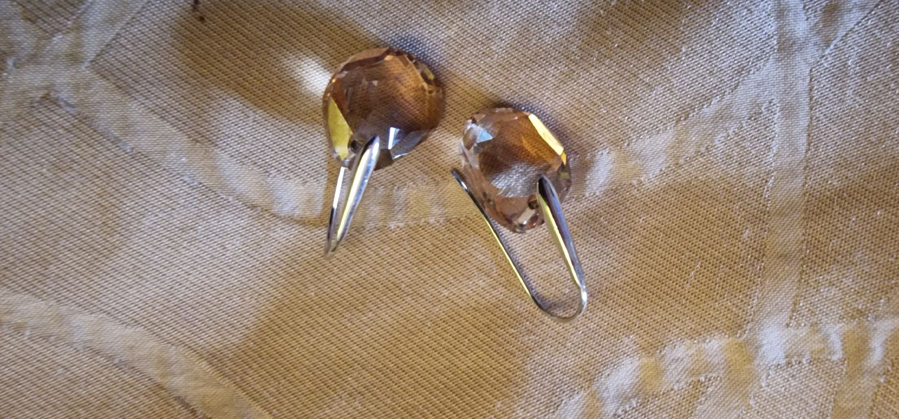 Swarovski Orecchini pendenti & Orecchini a lobo: Swarovski Ohrhänger bernsteinfarbig – Usato da Stäfa venduto da Whoopee