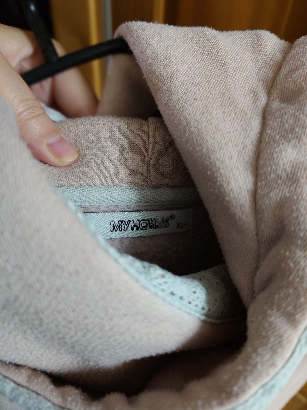 Pullover & Sweatshirts: Damen Pullover mit Kapuze rosa Grösse XL  – Gebraucht aus Steffisburg von marinzki 1