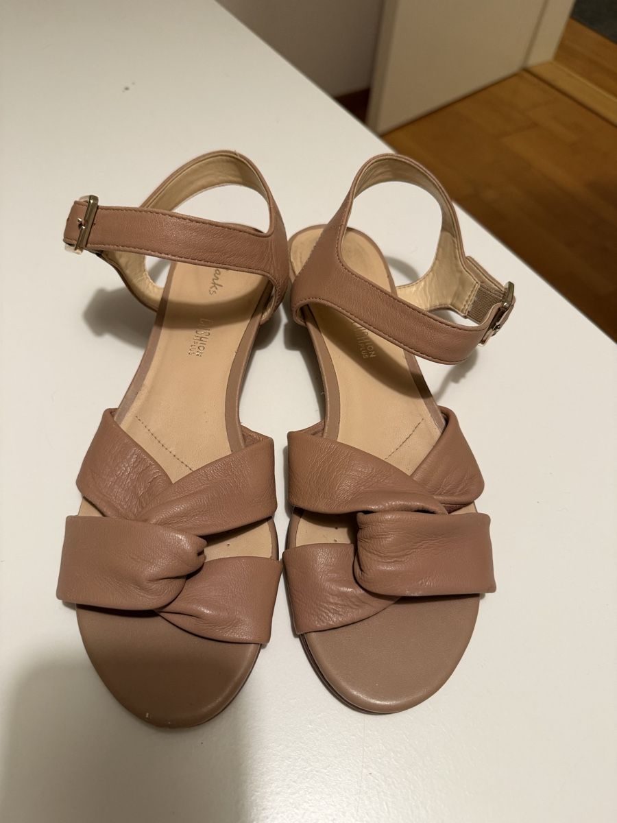 Clarks Scarpe da donna: Clarks Sandalen, Grösse 39.5, Leder. – Usato da Adliswil venduto da StephanieAnnina 5