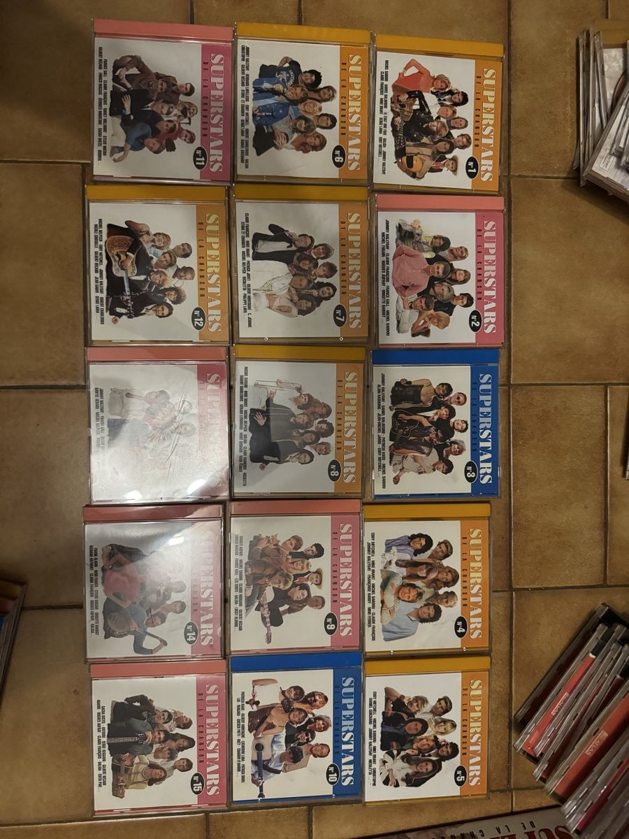 CDs: Collection CD Superstars 30 cd caisse 4 – Gebraucht aus Veyrier von kimedovapa