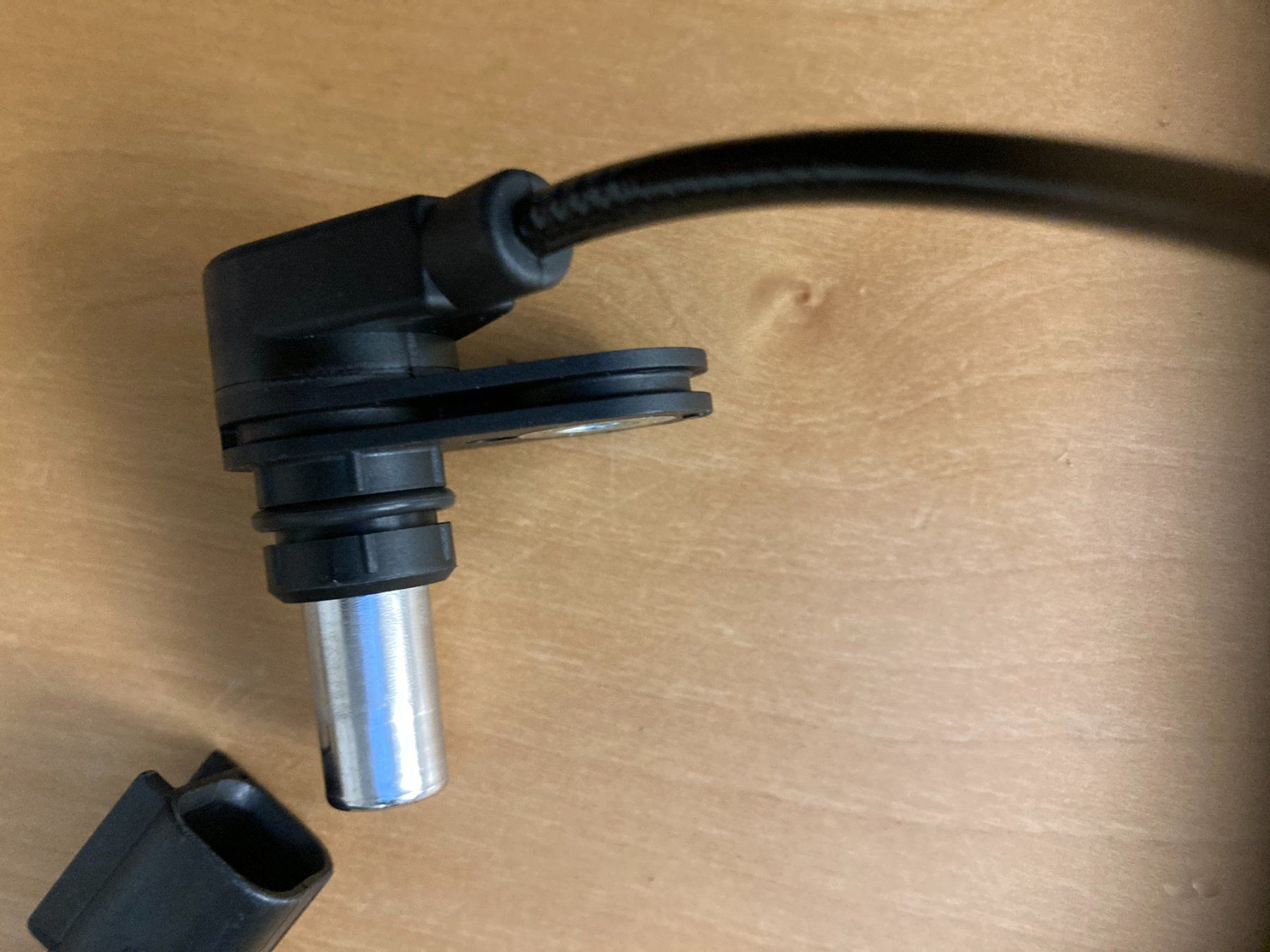 Ford Tutti pezzi di ricambio auto: ABS-Sensor für Ford Ranger hinten links – Nuovo e nell'imballaggio originale da Cham venduto da WB2223 1