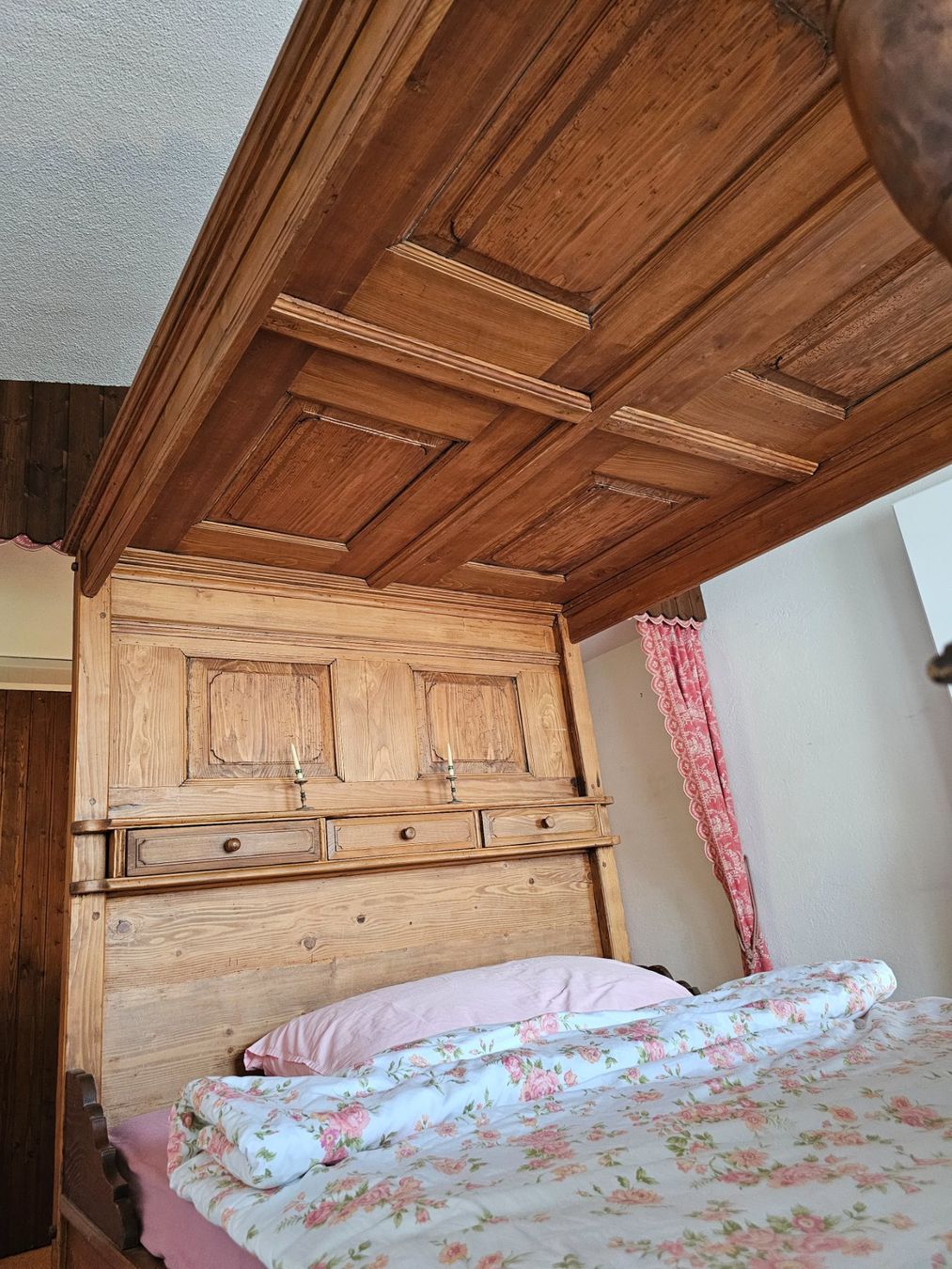 Letti: Himmelbett – Usato da Wangen bei Olten venduto da Brocki-Wangen 2