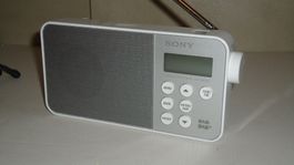 Sony Digital Radio DAB DAB+ avec adaptateur