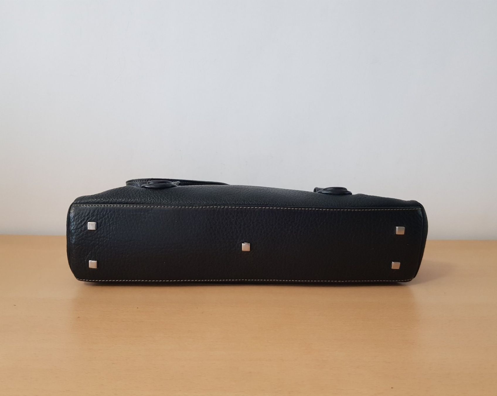 Navyboot Taschen für Damen: Navyboot Leder Handtasche – Gebraucht aus Basel von Birs868 2