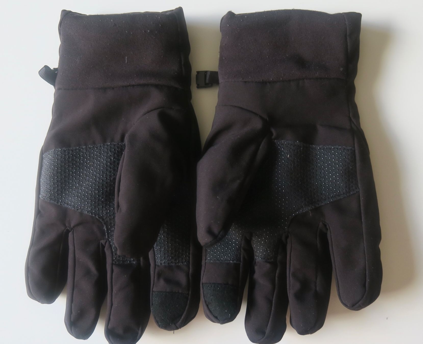 Guanti & manicotti: Ski Handschuhe S/M – Usato da Davos Platz venduto da Infinity795 1