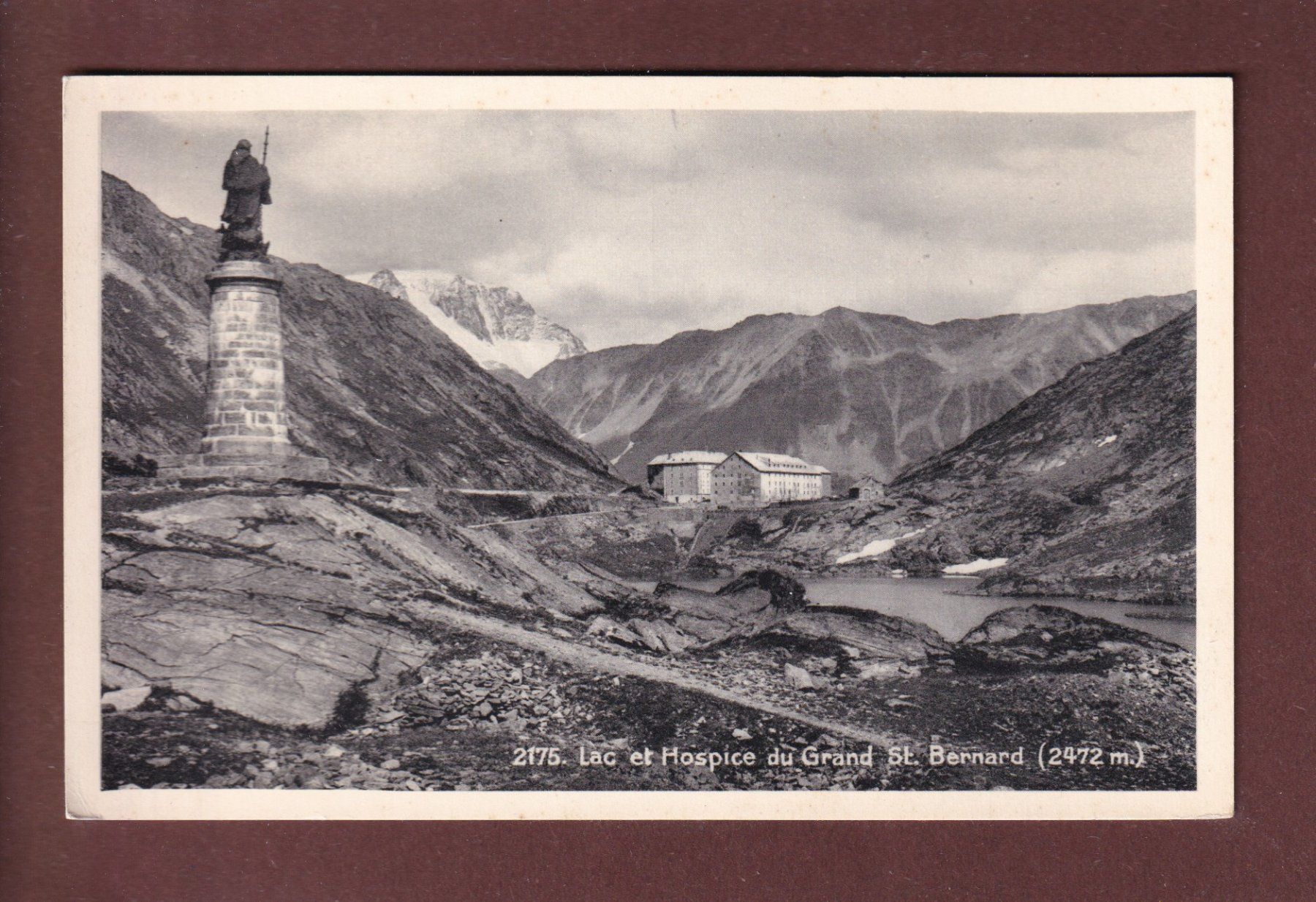 Cartoline postali: GRAND-SAINT-BERNARD - Statue et Hospice – Usato da Pully venduto da nicecards