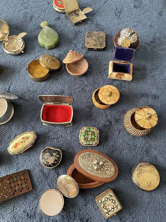 Altri gioielli: Sammlung kleiner Pillendisen – Usato da Steckborn venduto da scheese123 2